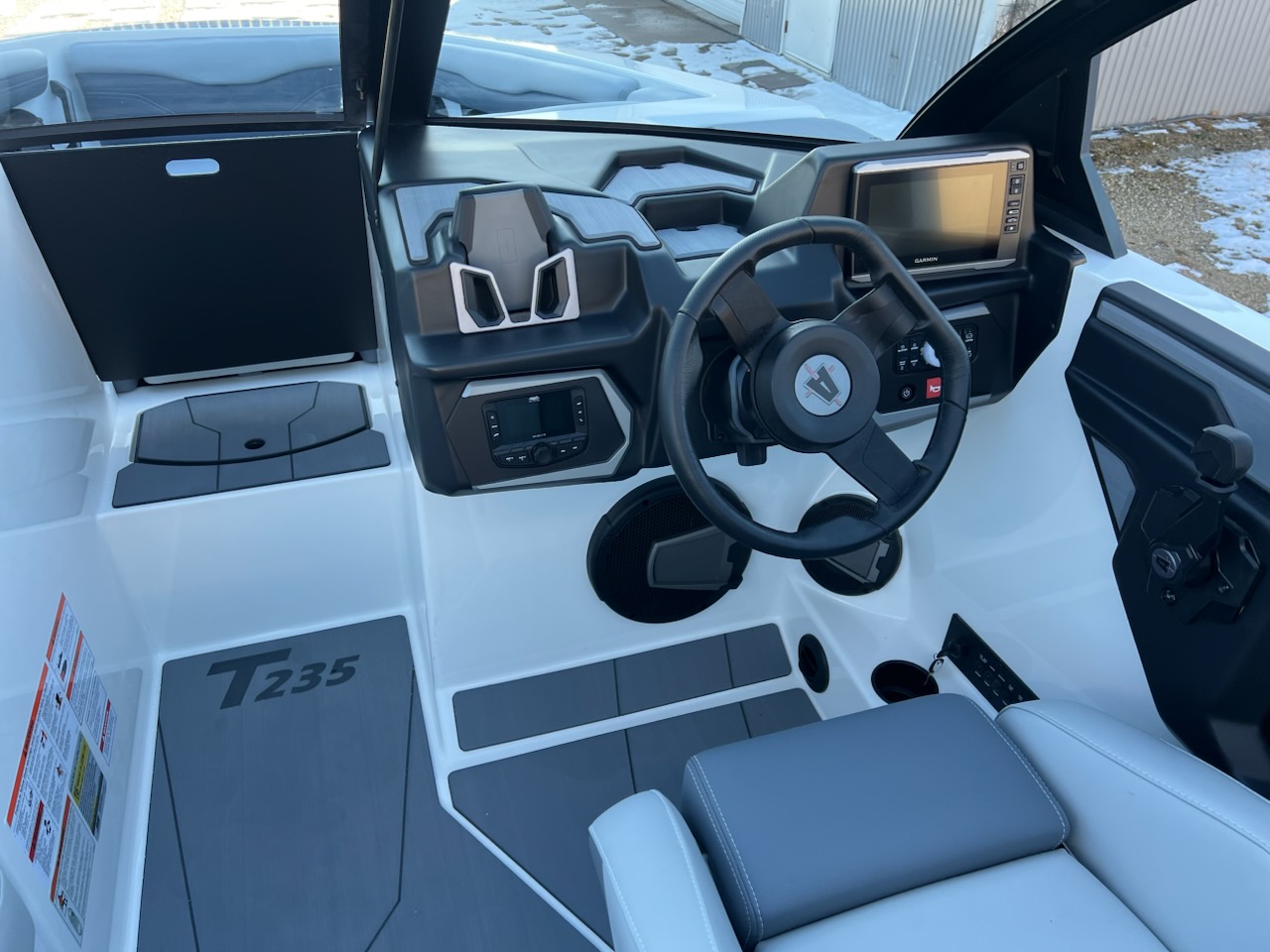 2024 Axis T235 Icon